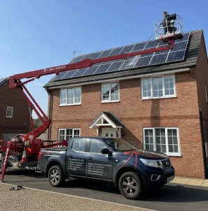 red-spider-solar-panel-cleaning-img3